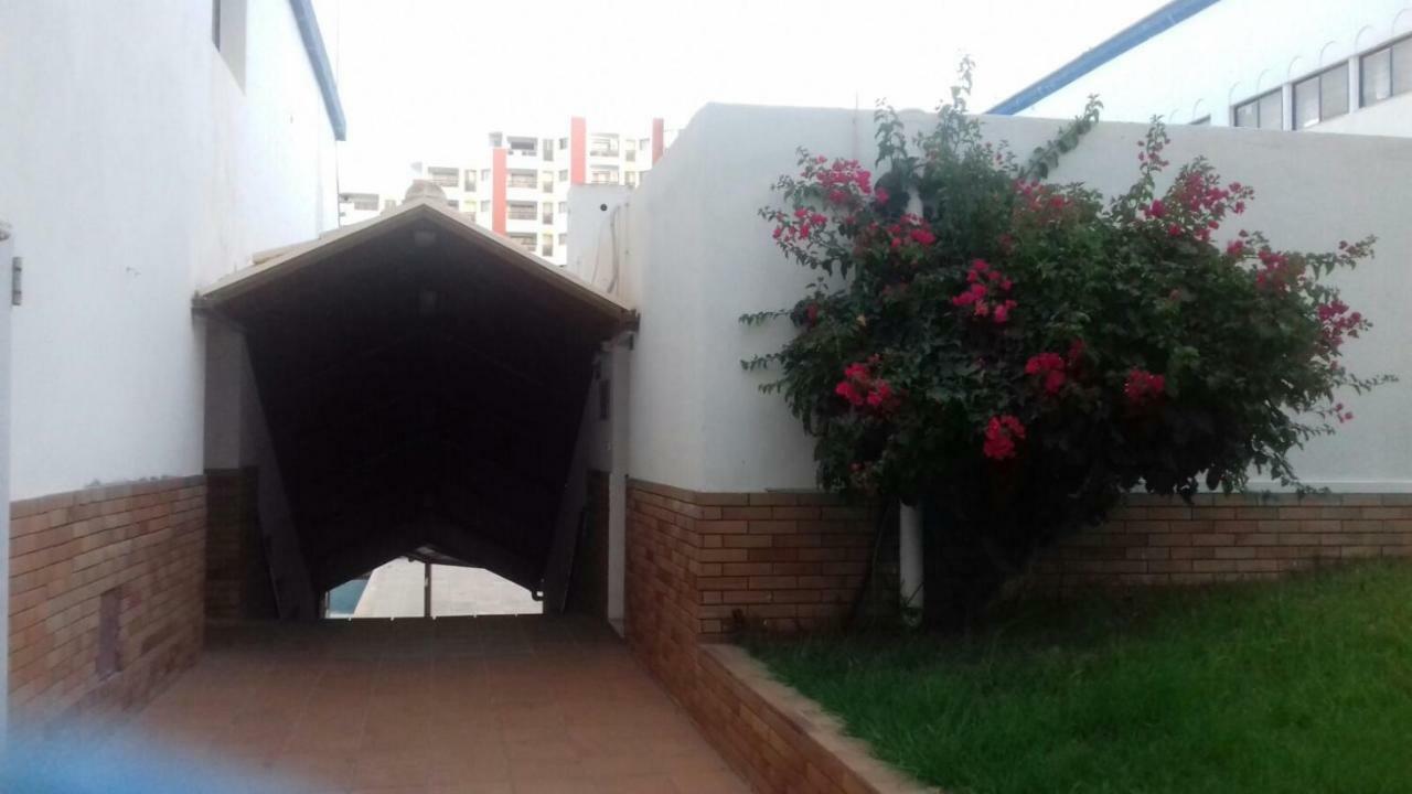 Ancora Na Praia Portimao Bagian luar foto